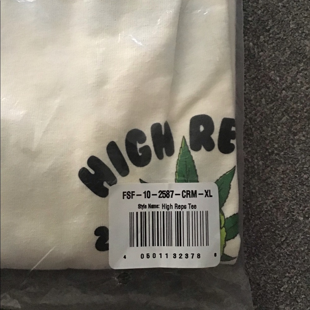 Full Send High Reps Tee - Picture 2 of 3